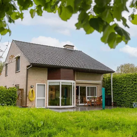 Huswell - In The Heart Of The Flemish Ardennes Zwalm